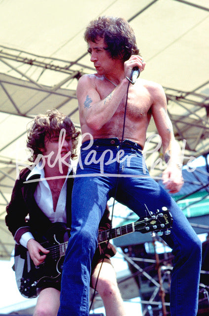 AC/DC by Dean Simmon
