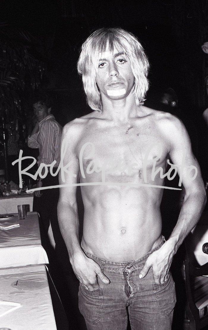 Iggy Pop by Chuck Pulin
