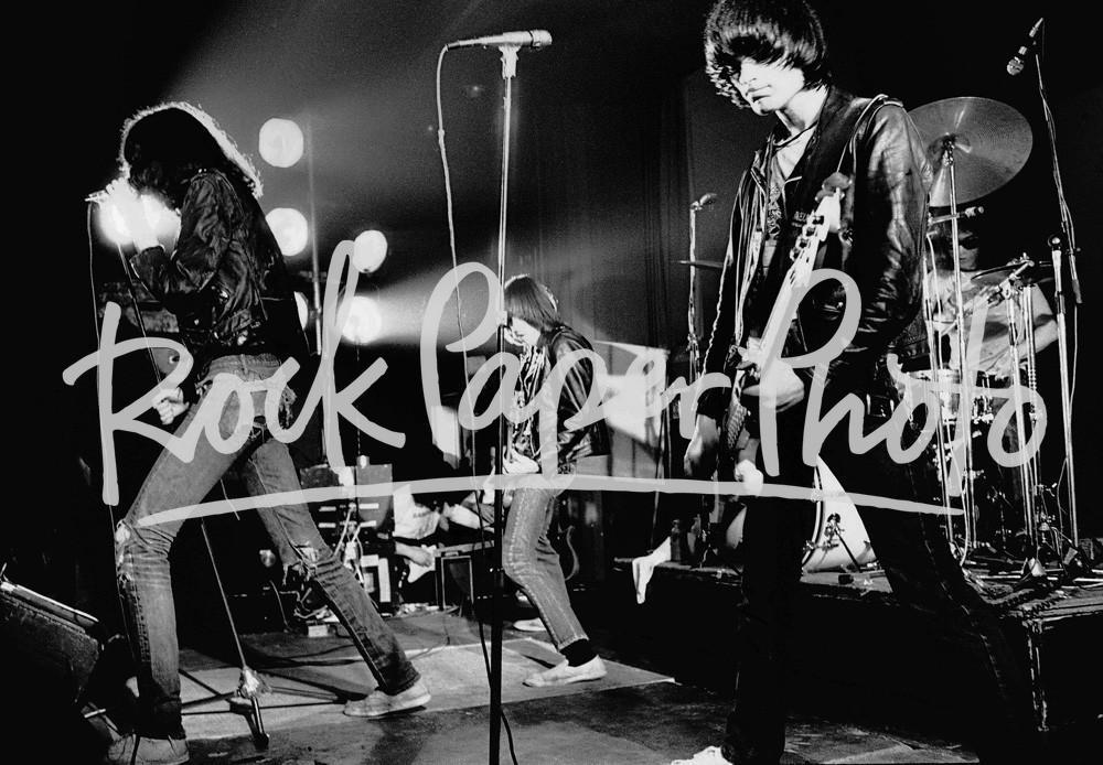 Ramones by Gus Stewart