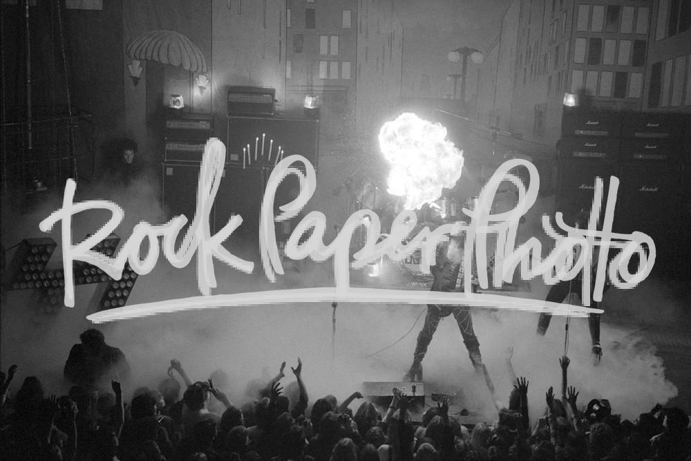 KISS by Len DeLessio