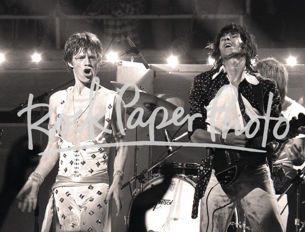 Mick Jagger and Keith Richards by Robert M. Knight