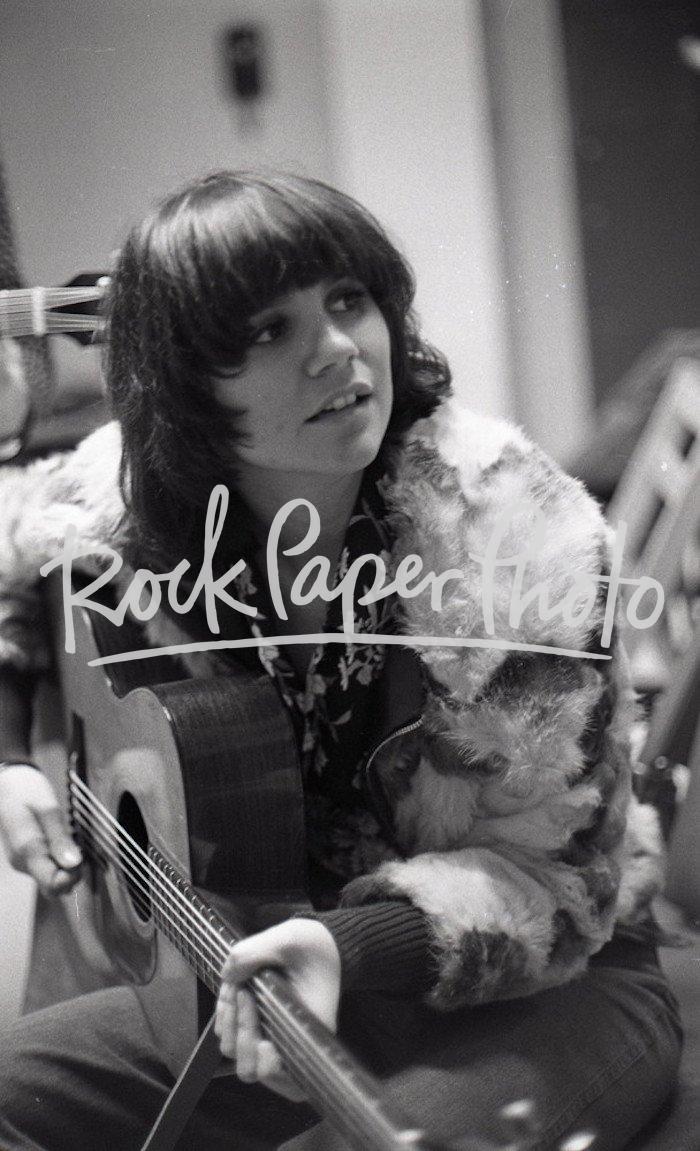 Linda Ronstadt by Chuck Pulin