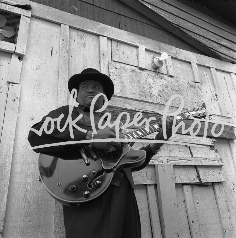 Sherman Robertson by James Fraher