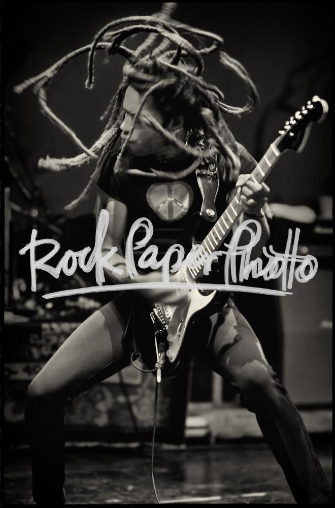 Lenny Kravitz by Ken Settle