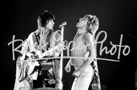 Rod Stewart and The Faces by Neil Zlozower