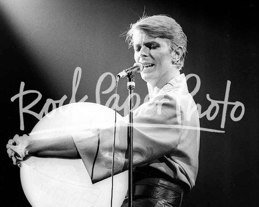 David Bowie by Larry Hulst