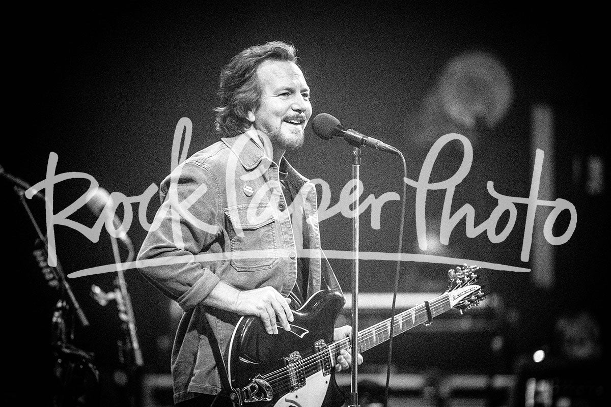 Eddie Vedder by Jérôme Brunet