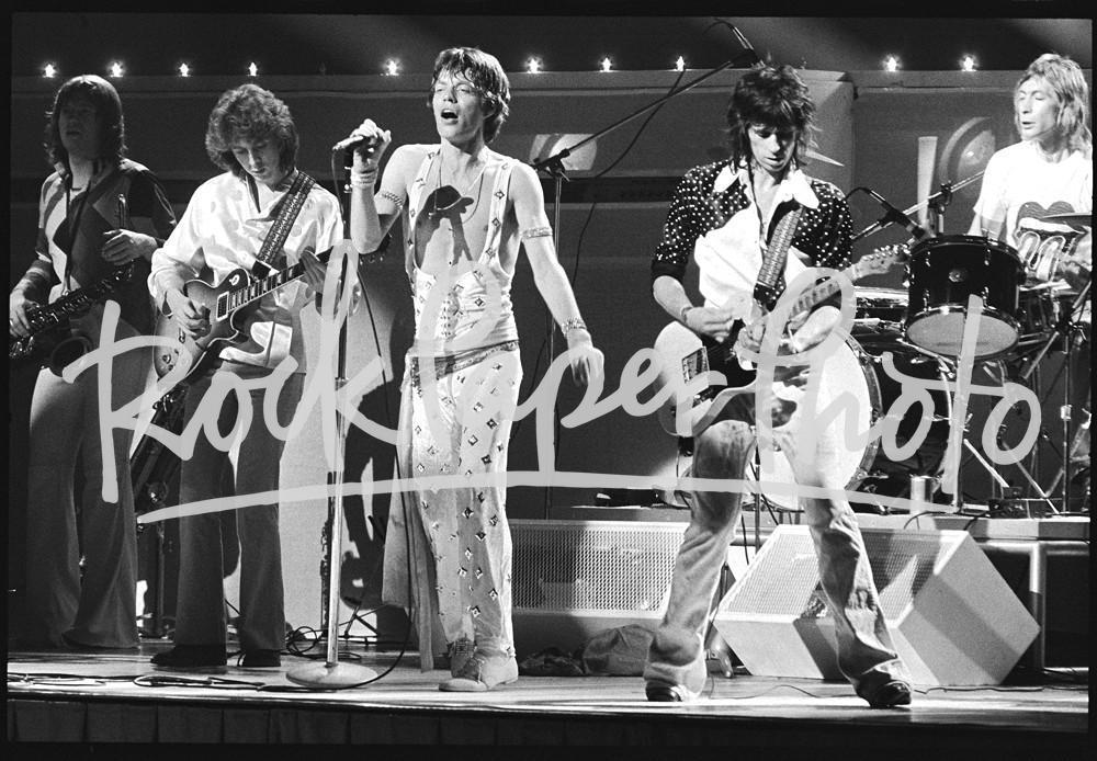 The Rolling Stones by Robert M. Knight