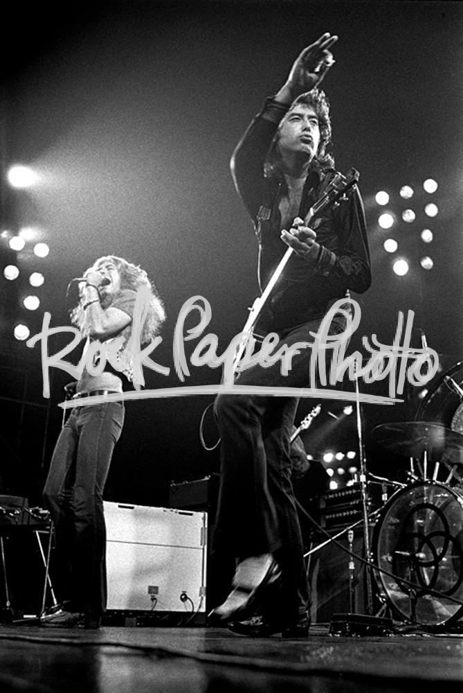 Led Zeppelin by Robert M. Knight