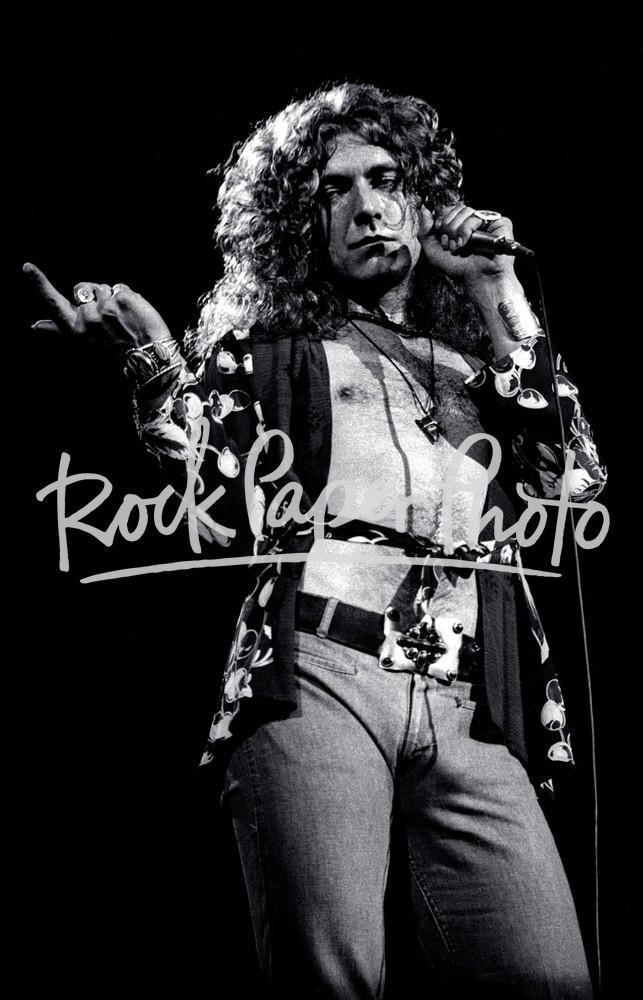 Robert Plant, London 1975 – Rock Paper Photo Official