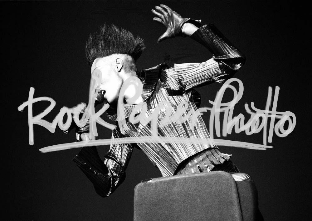 Grace Jones by Ian Dickson